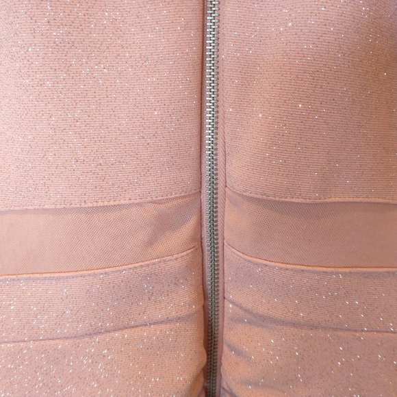 Le Chateau bandeau style dress, NWT, light pink with sparkles - Picture 10 of 11